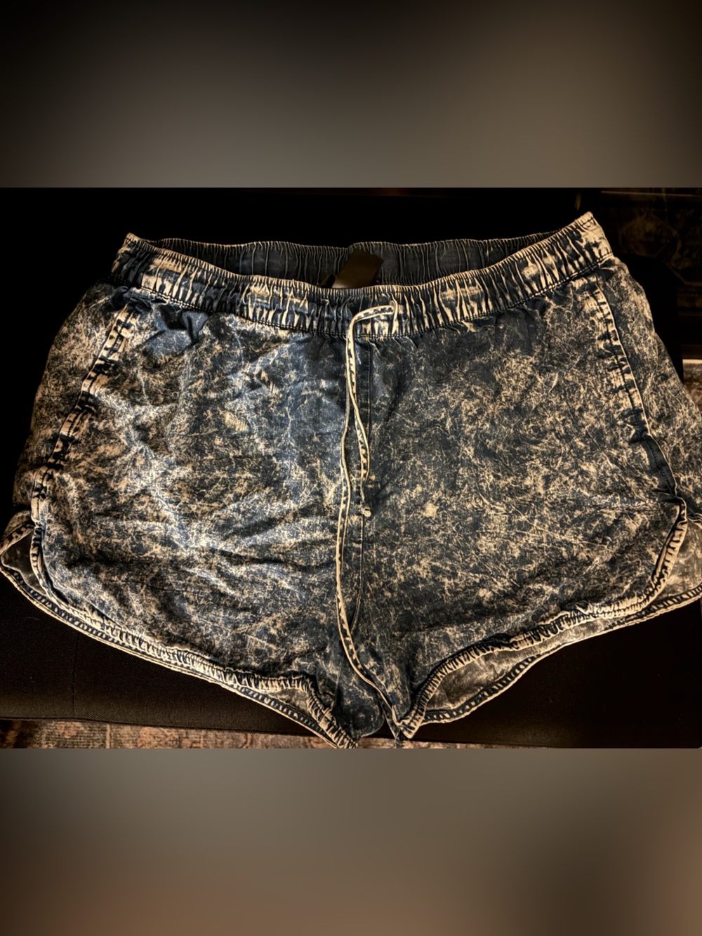 Acid Wash Denim Look Athletic Shorts - Blue